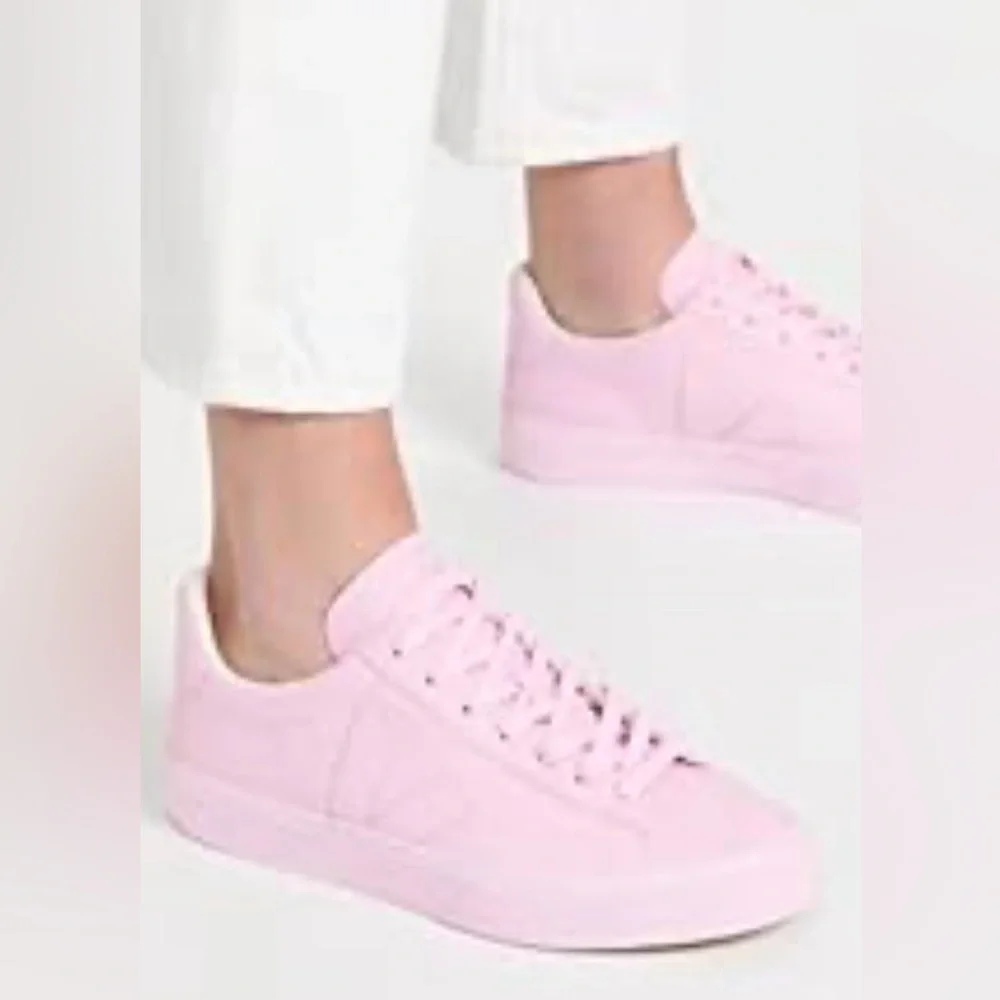 Veja x Mansur Gavriel Campo ChromeFree Leather Sneakers
Pink 🌸 - Picture 5 of 14
